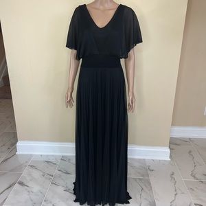 𝅺Maxi pleated dress